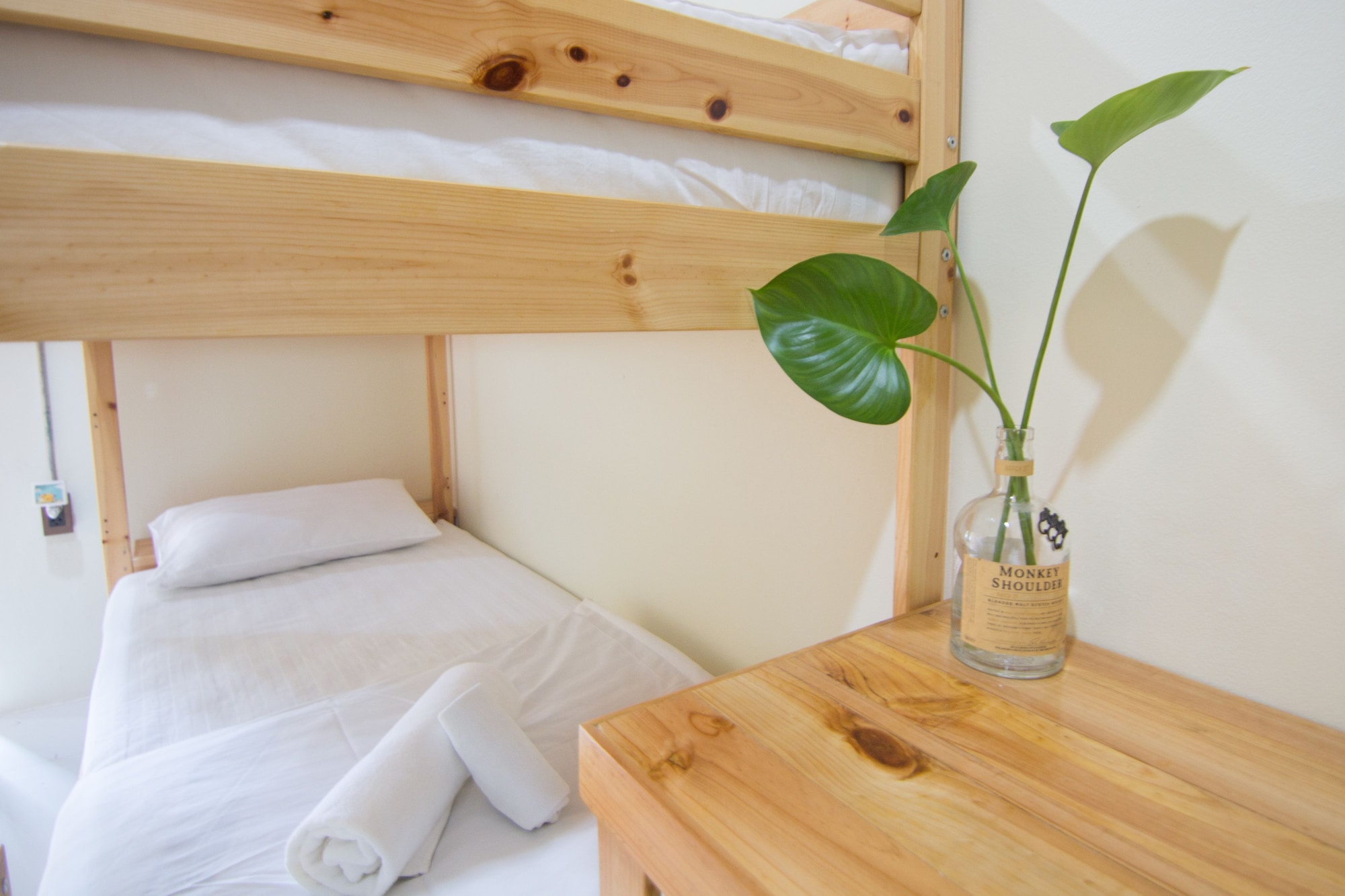 PRIVATE, BUNK BED