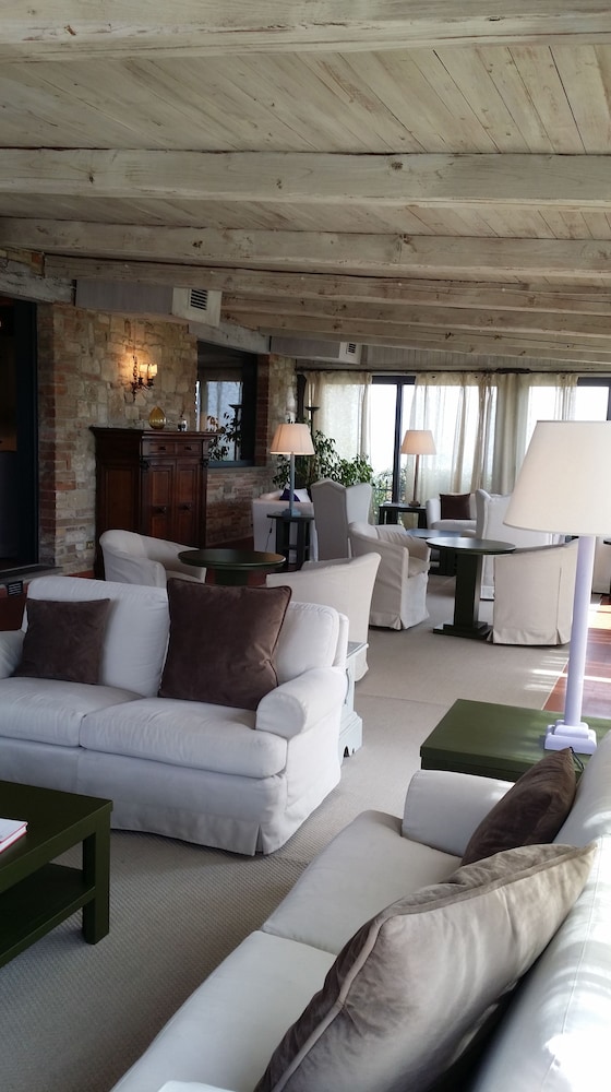 RELAIS TODINI 37/64