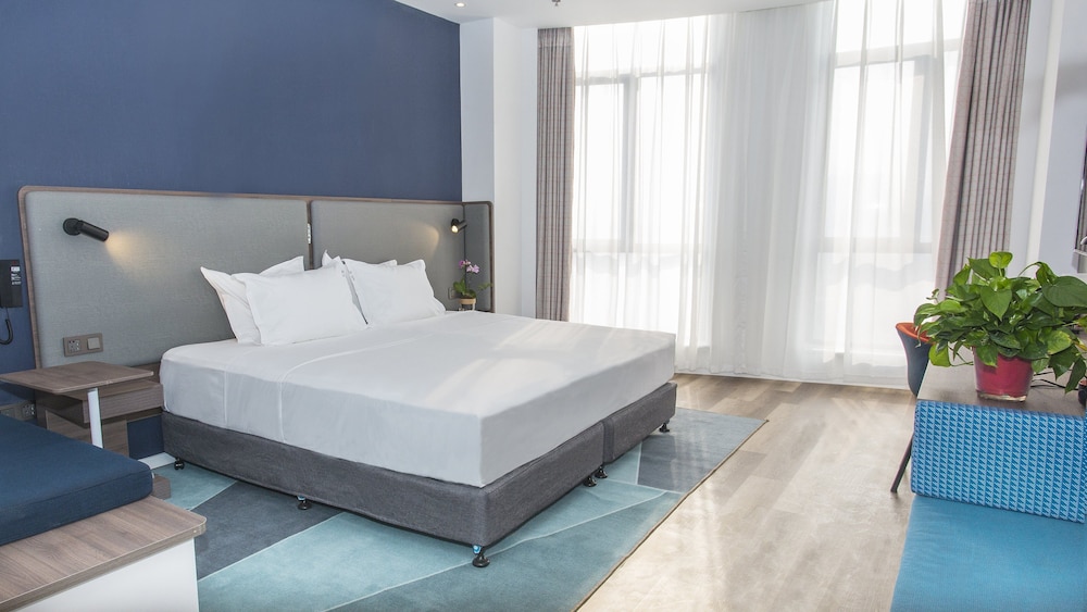 Holiday Inn Express Shangqiu Ancient Town 29/64