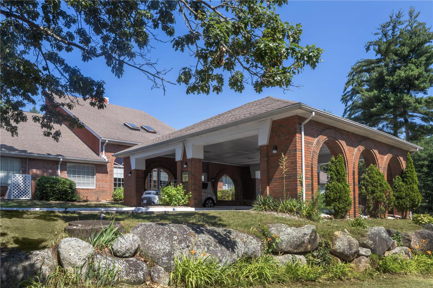 Best Western West Greenwich Inn 4/24