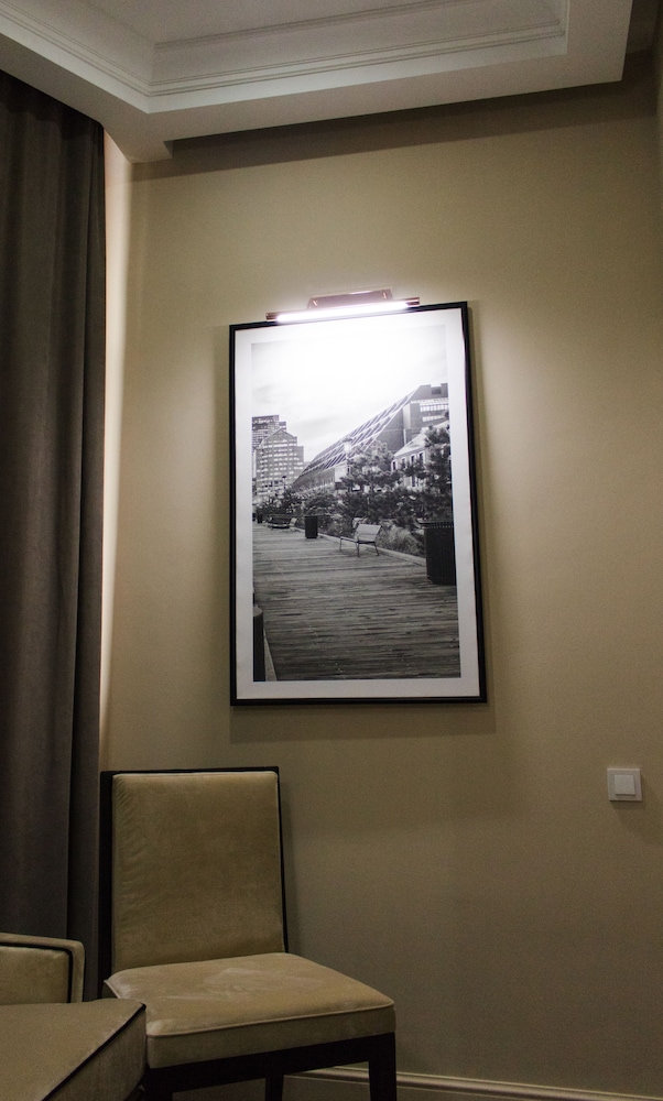 Madison Ave Hotel Bishkek 20/39