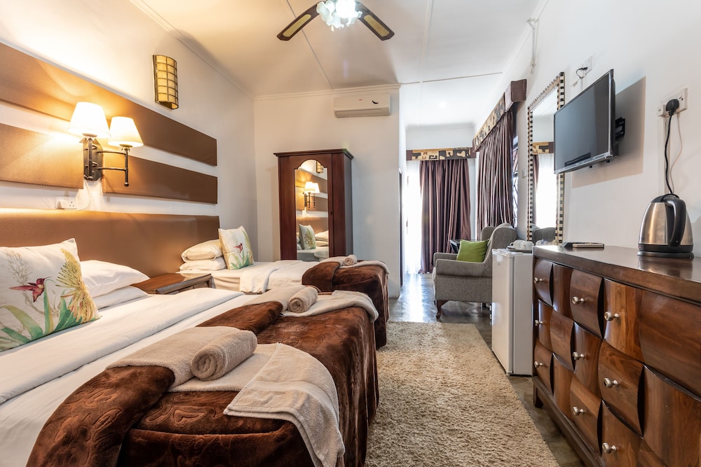 Ngoma Zanga Lodge 11/46