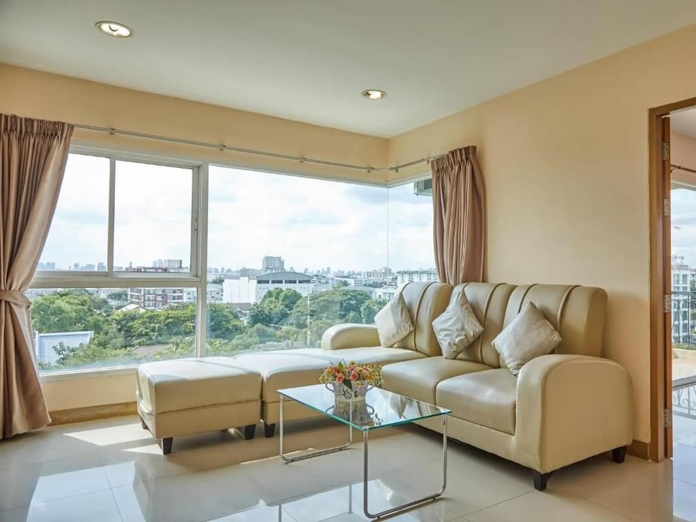 Metropoint Bangkok 53/80