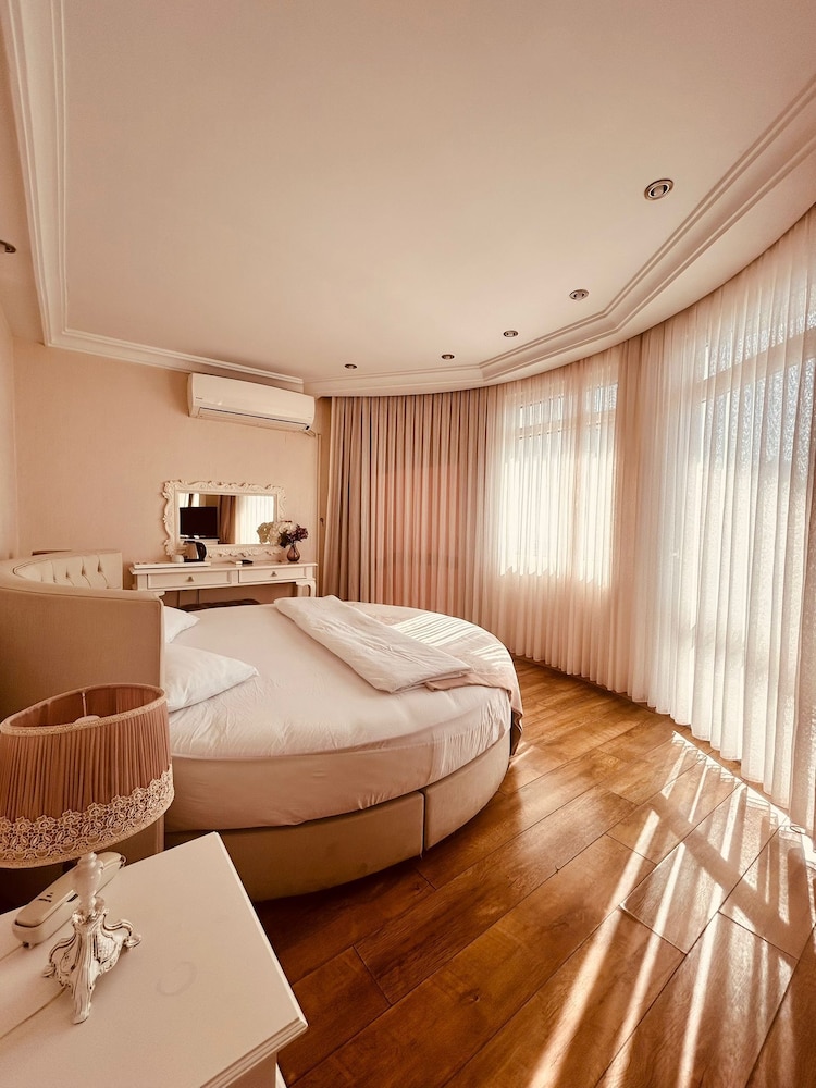 Buyukada Princess Hotel 20/50