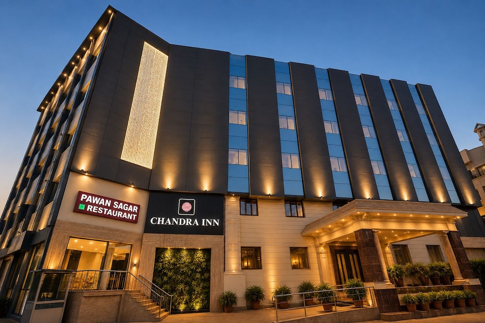 Chandra Inn 5/50