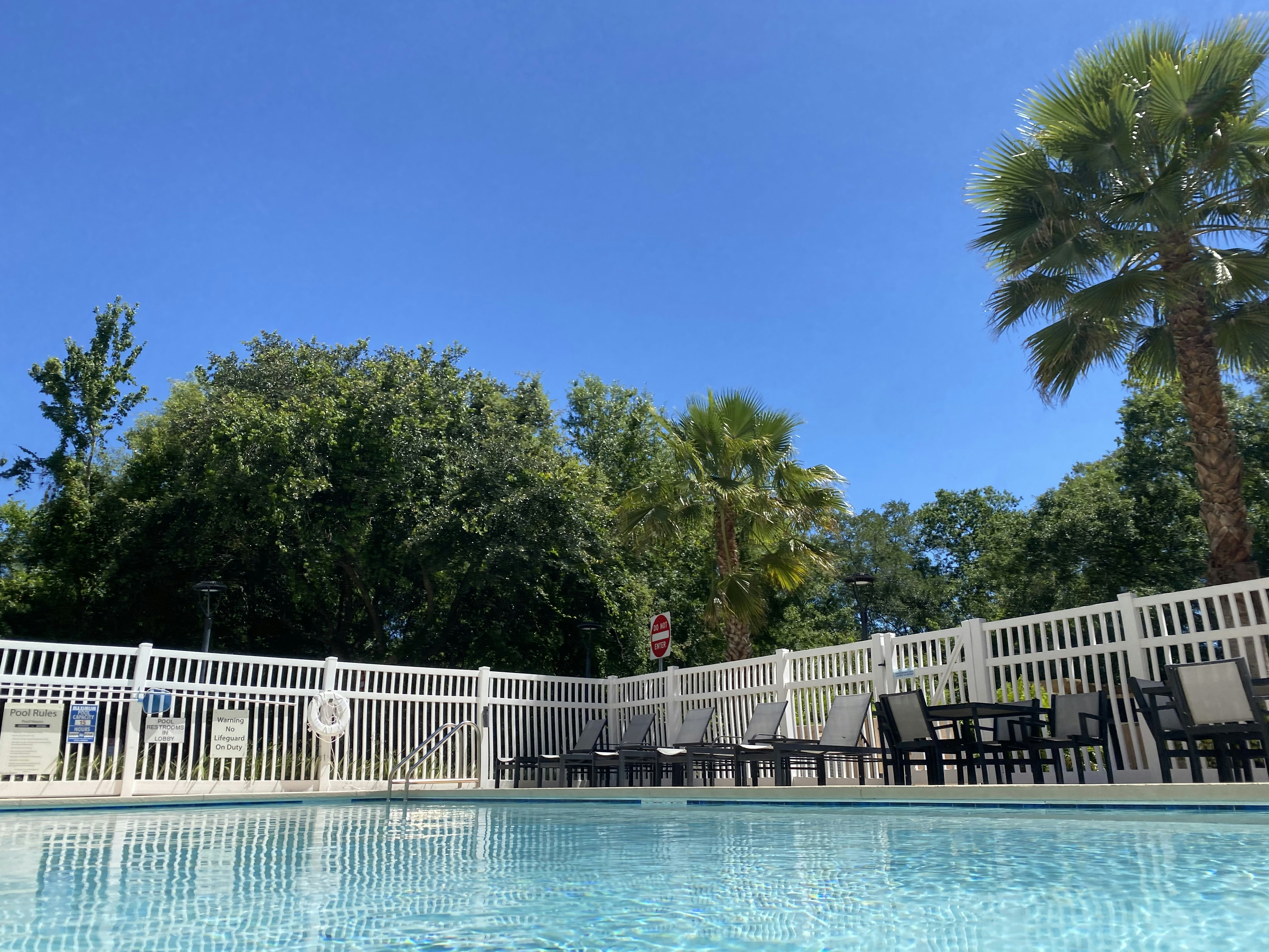 Holiday Inn Express Hotel Suites Plant City 68/70
