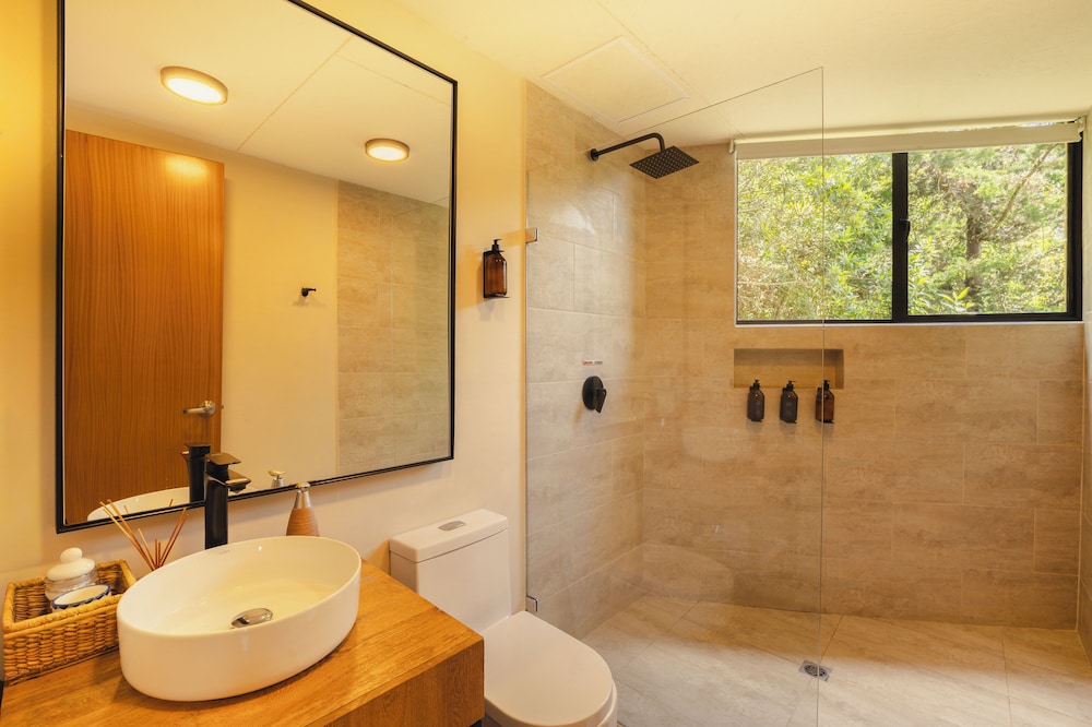 Cannua Lodge 50/50