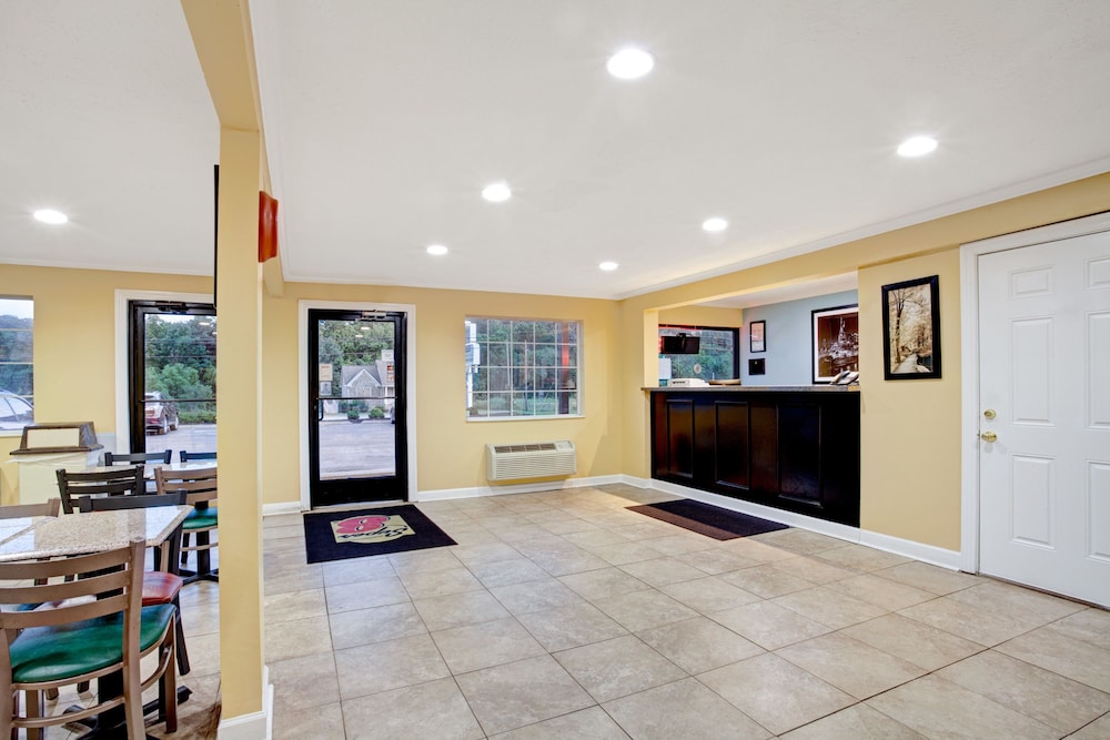 Super 8 By Wyndham Whites Creek Nashville Nw Area 7/51