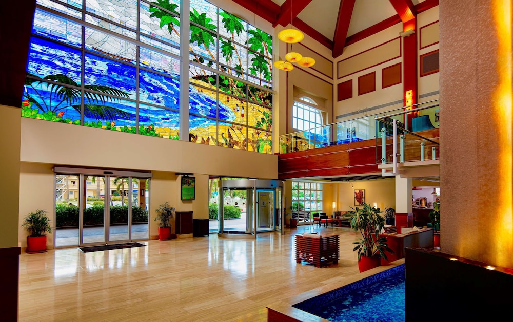 La Cabana Beach Resort and Casino 3/56