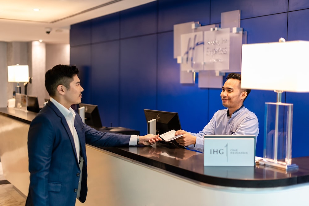 Holiday Inn Express & Suites Johor Bahru 8/62