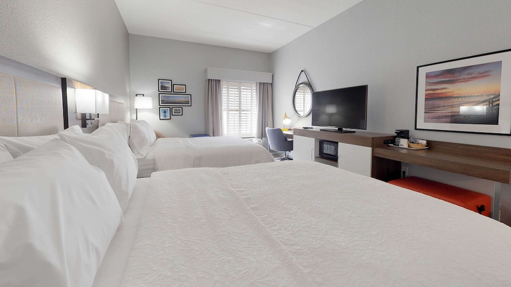Hampton Inn St. Simons Island 12/37