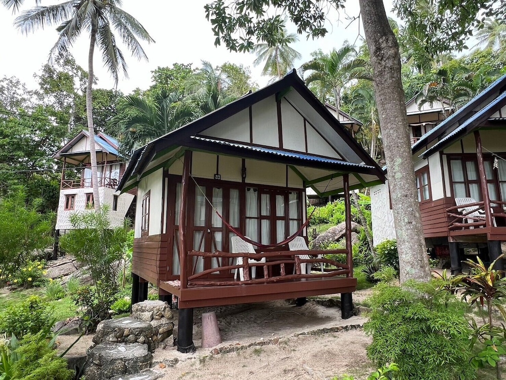 Smile Bungalows 10/65