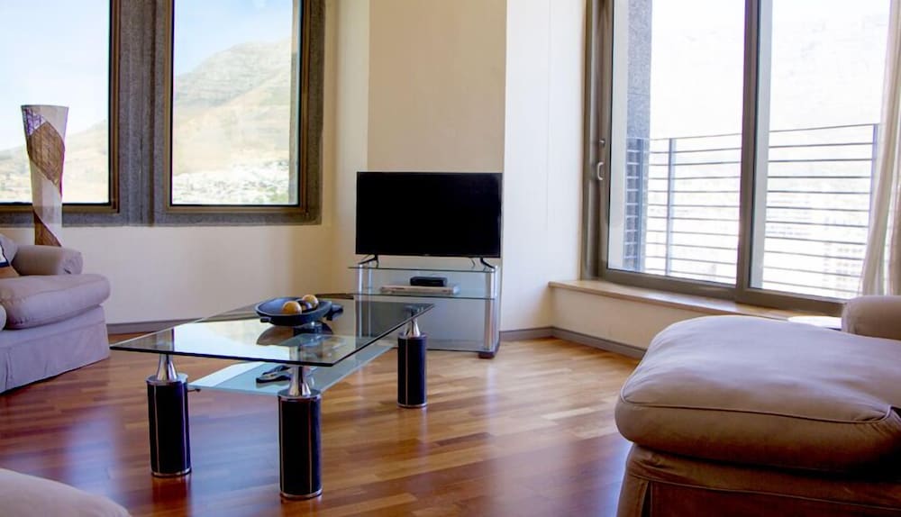 ITC Hospitality Group Two Bedrooms Cartwright's Corner 33/45