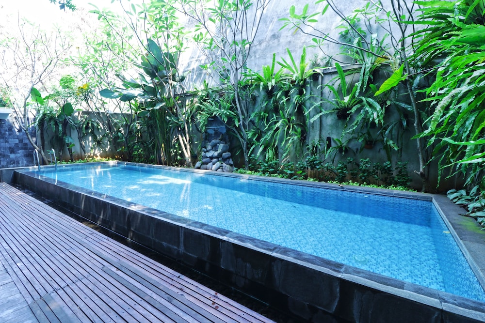 Pejaten Valley Residence 25/41