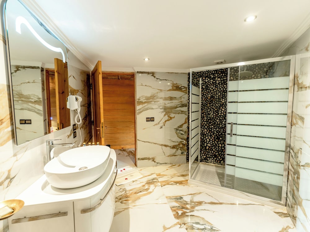 Chateau Eden el Rouh And Spa 61/64
