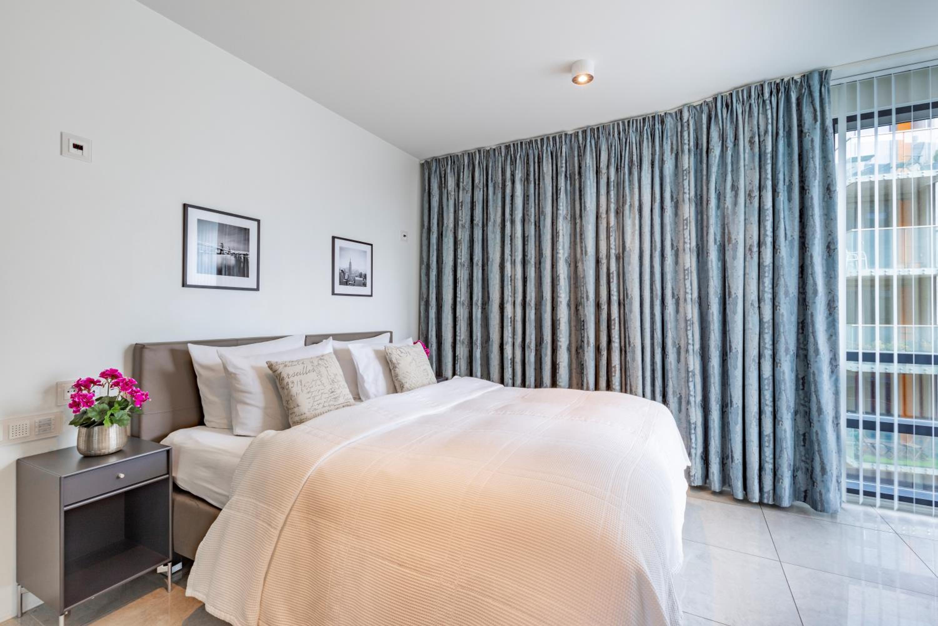 1 BEDROOM, APARTMENT