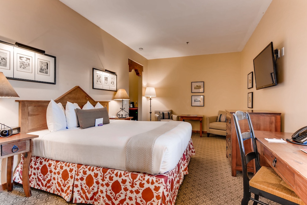 Old Santa Fe Inn 15/64