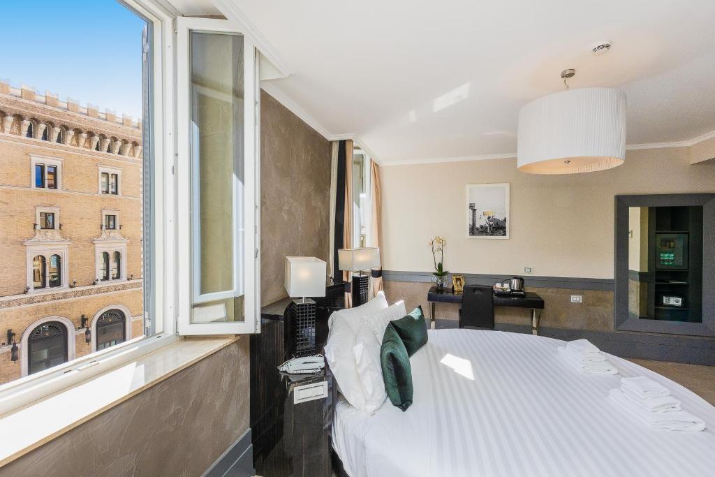 Deluxe, Triple, Hotel Castellino Roma 5/7