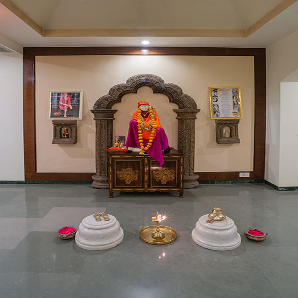 Renest Shraddha Inn Shirdi (ex Shraddha Sarovar Portico) 5/41