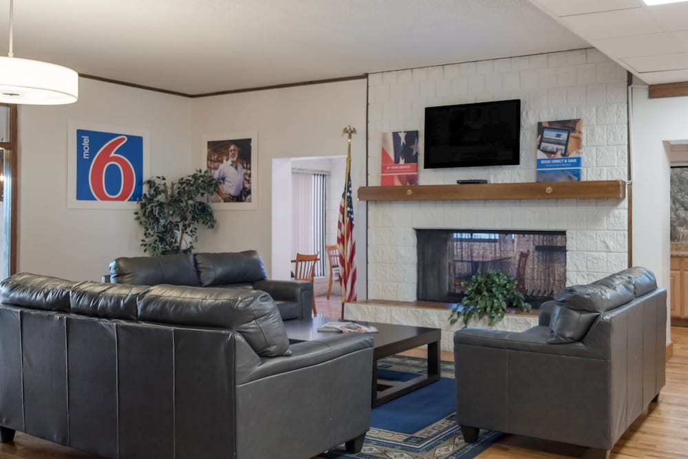 Motel6 Colorado Springs, CO - Air Force Academy 11/30