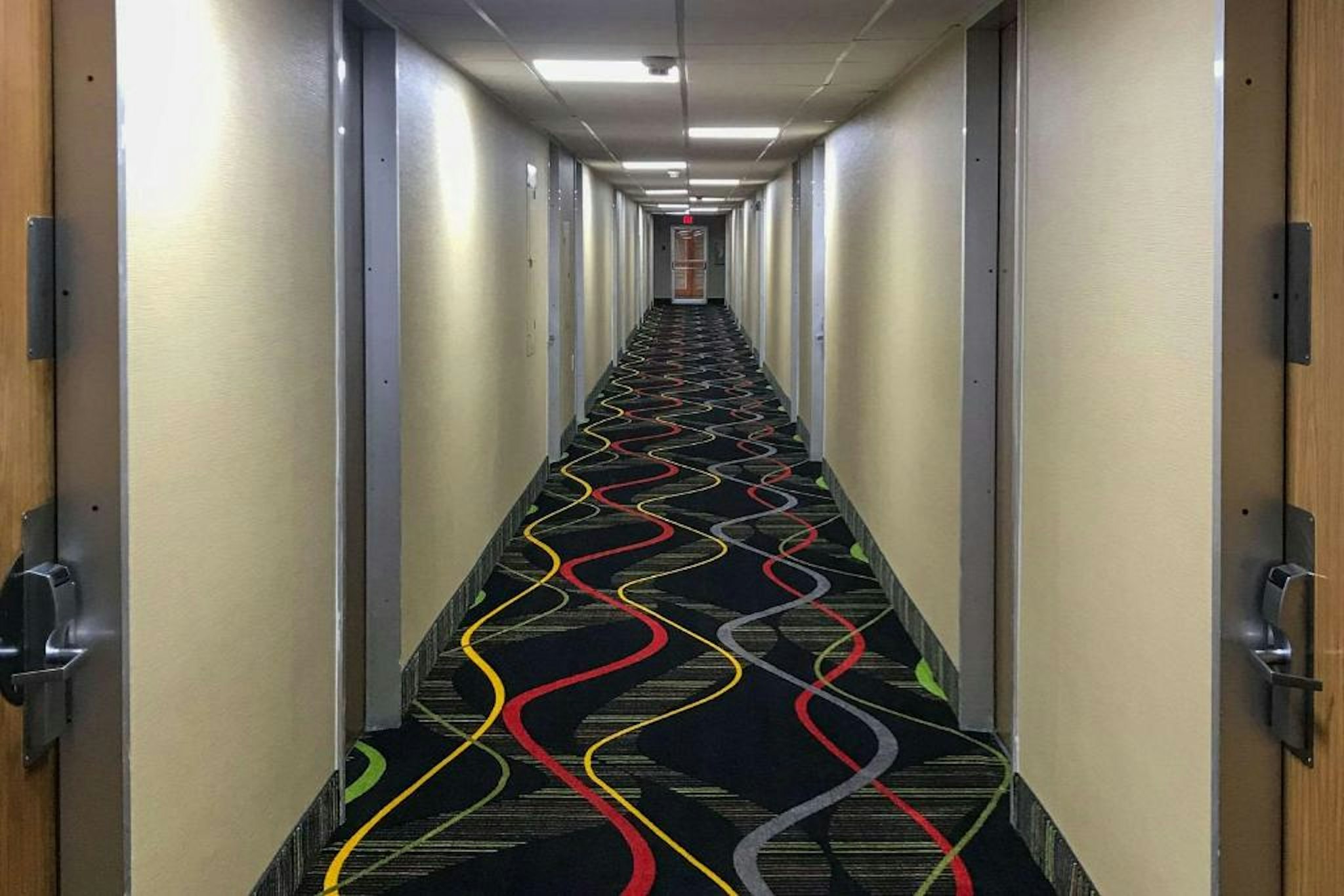 Perry Inn & Suites National Fairground I 75 22/33
