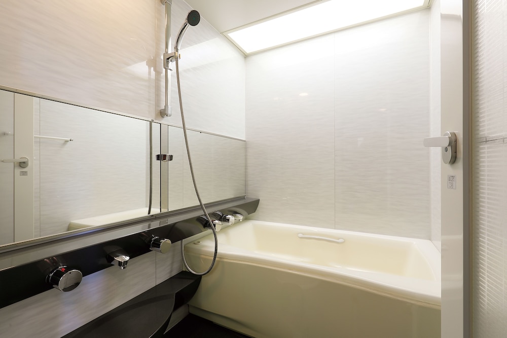 Kyoto Yamashina Hotel Sanraku 50/50