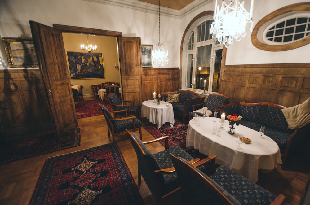 Grand Hotel 26/30