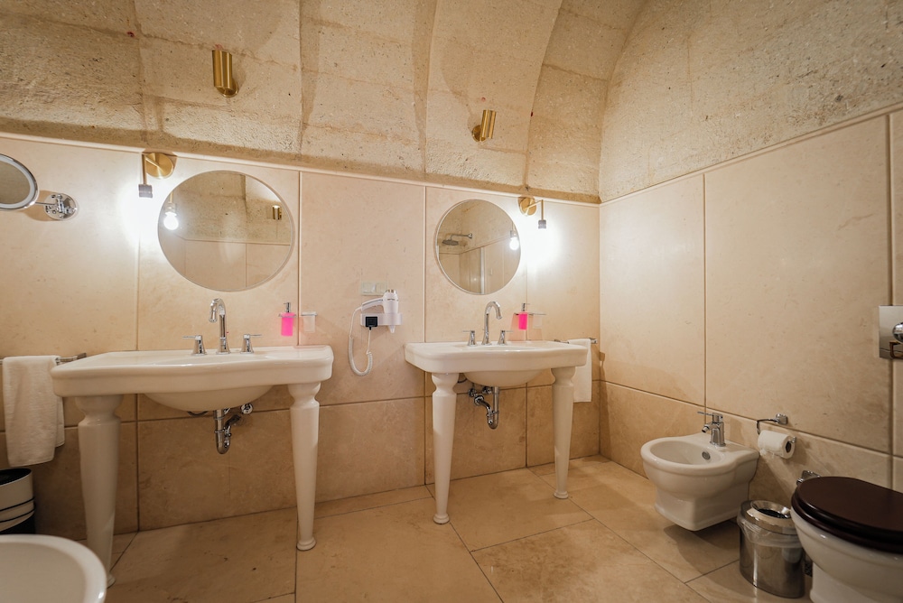 Sedirli Konak Hotel 47/49