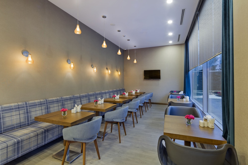 Hampton By Hilton Istanbul Atakoy 23/31