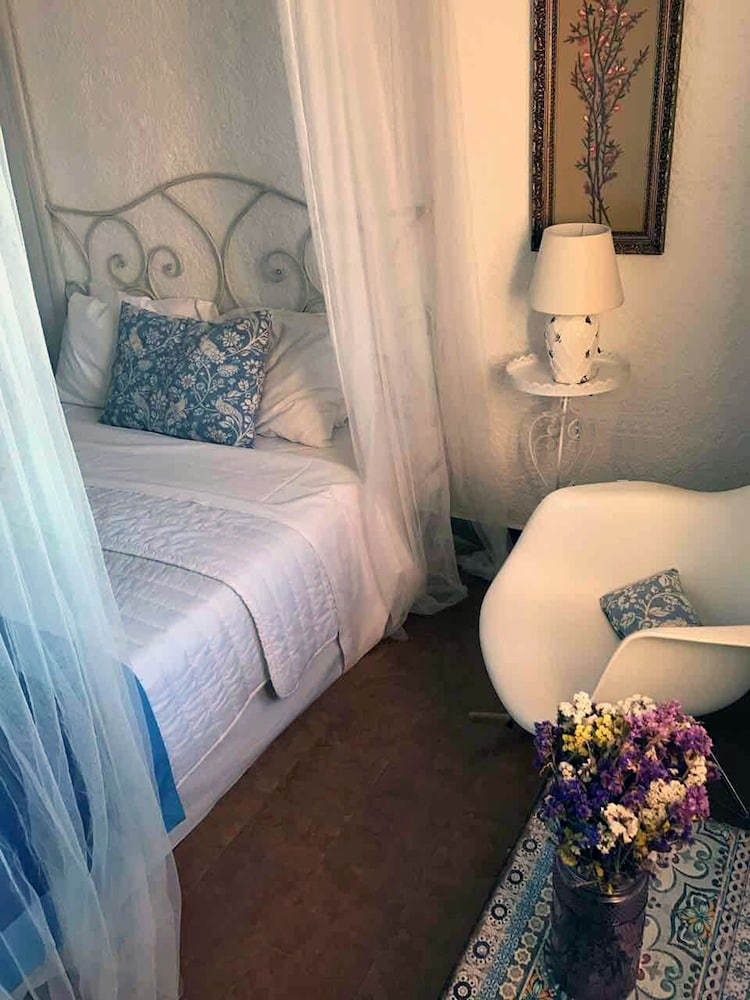 Porto Maltese Boutique Estate 13/42