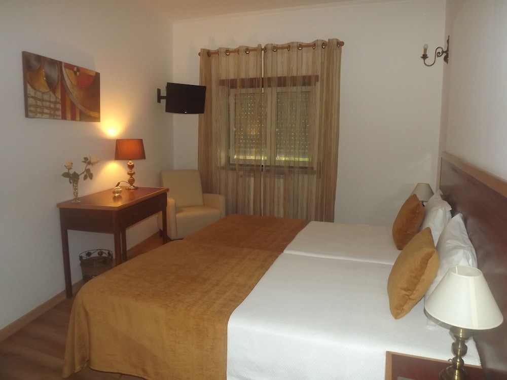 HOTEL LOURO 23/69