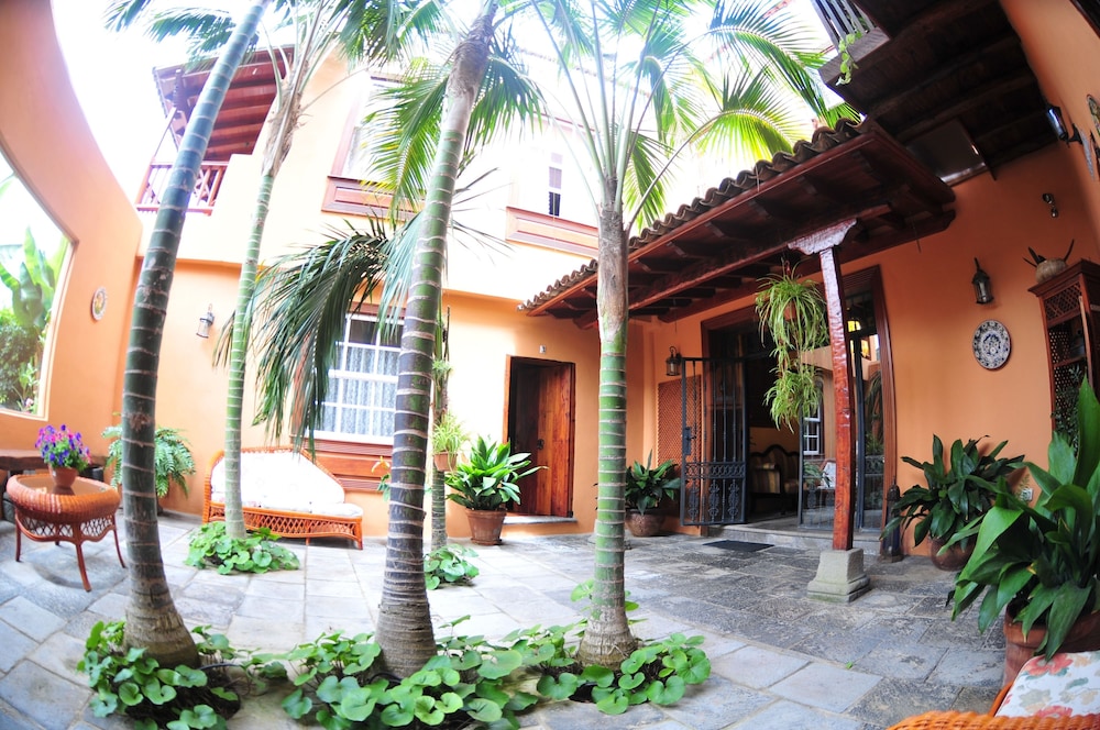 HOTEL EMBLEMATICO SAN MARCOS 2/66