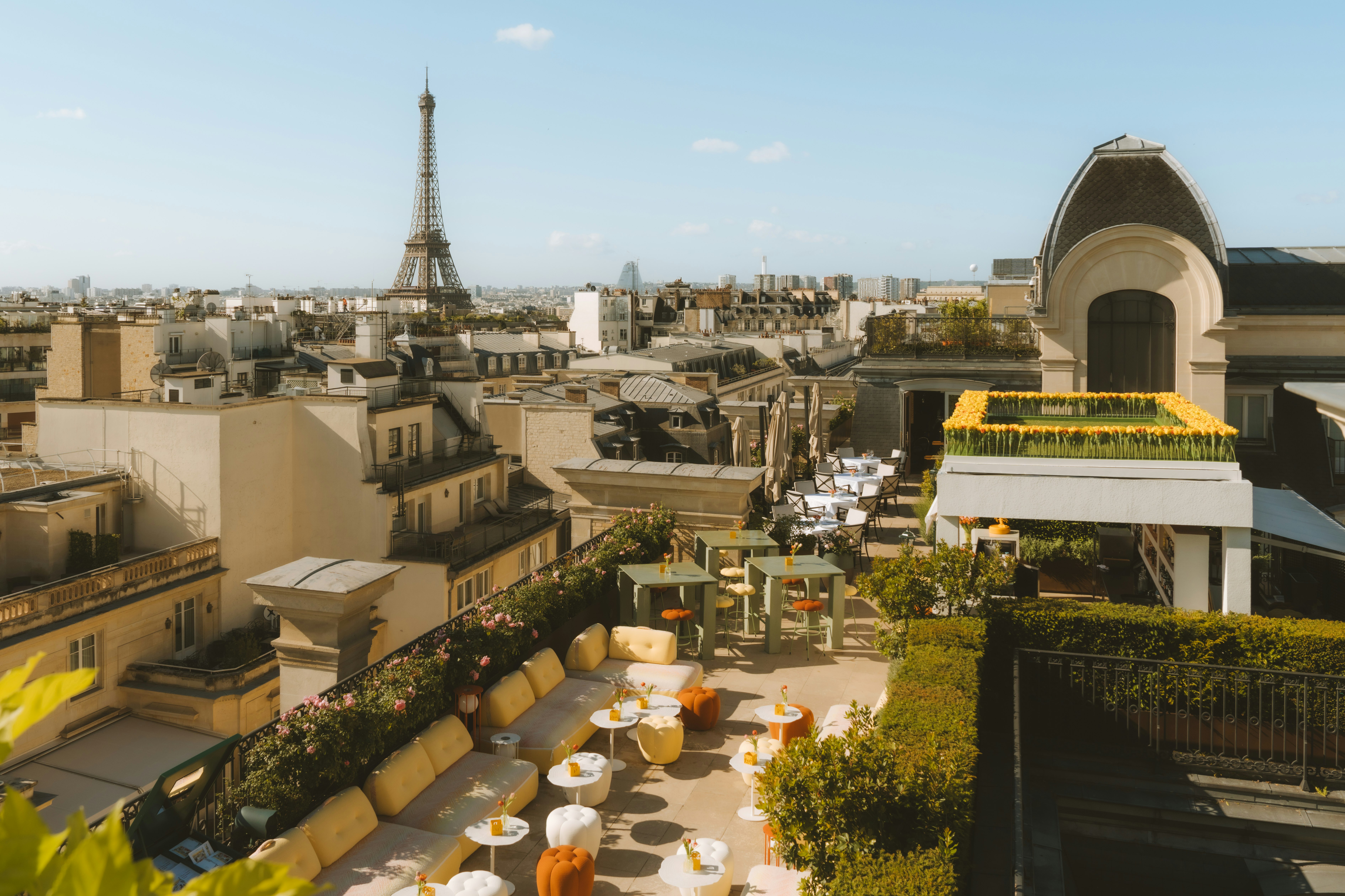 The Peninsula Paris 54/56