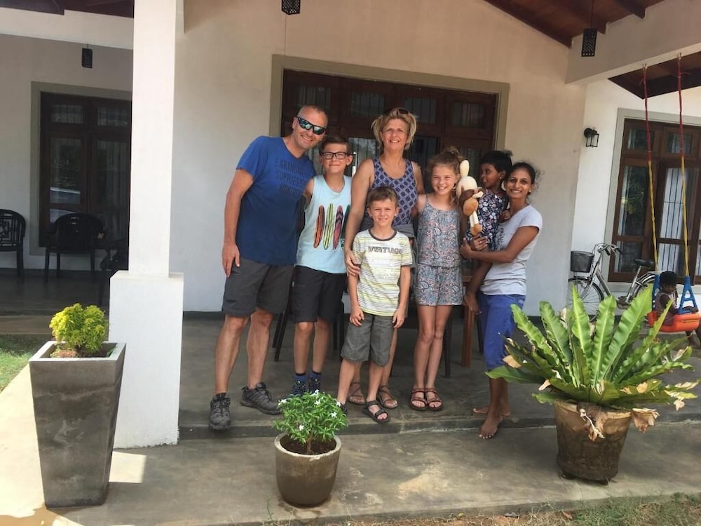 Seasons Villa 5/37