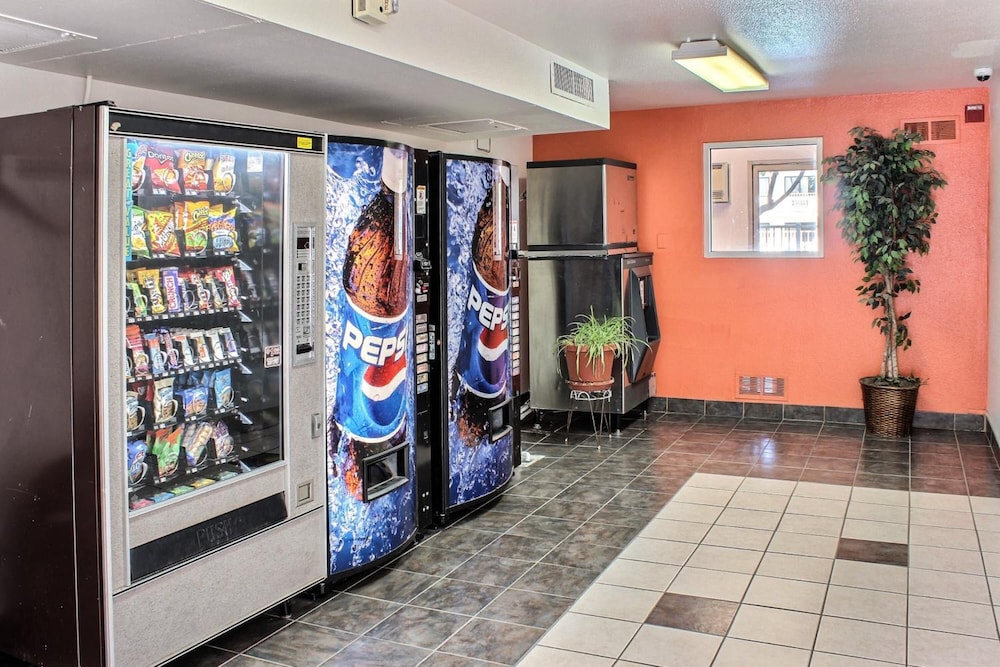 Motel6 King City, CA 8/41
