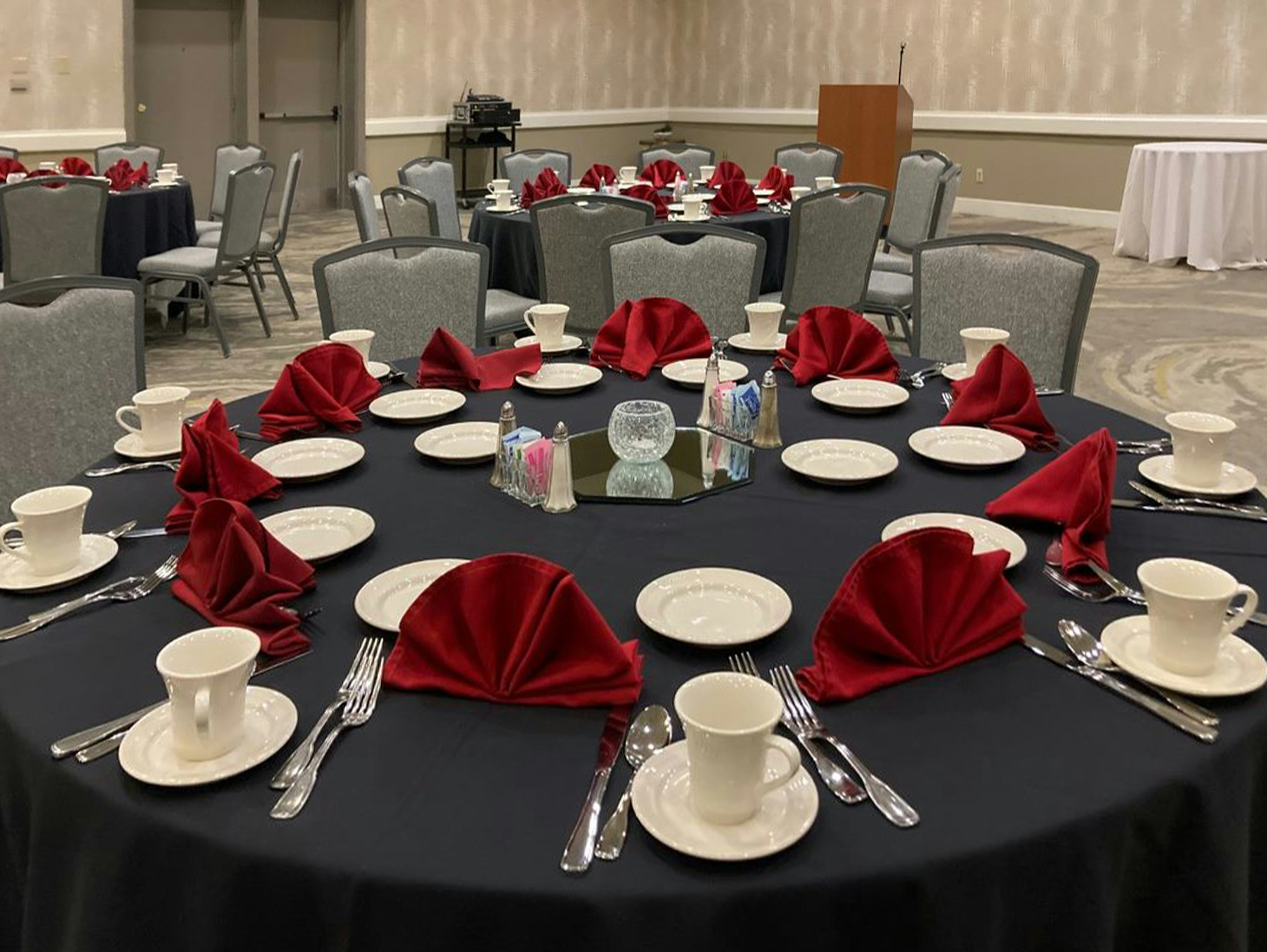 DoubleTree by Hilton Hotel Tucson - Reid Park 34/56