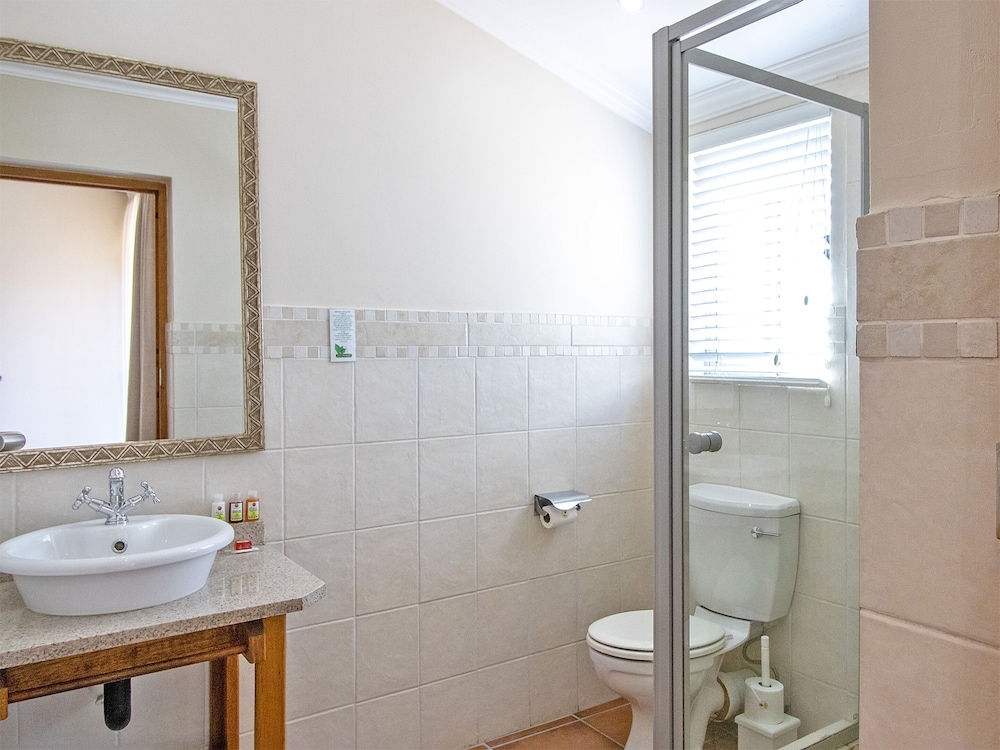 Sunward Park Guesthouse 47/50
