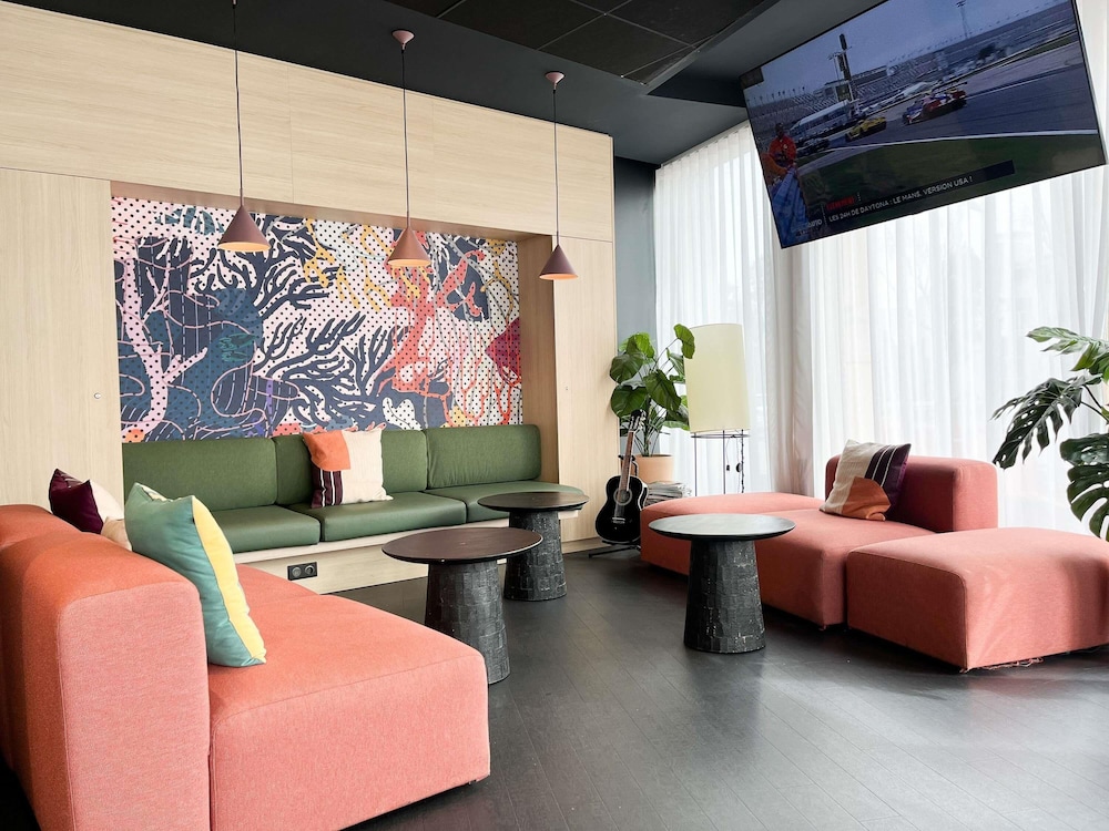 Ibis Martigues 46/70