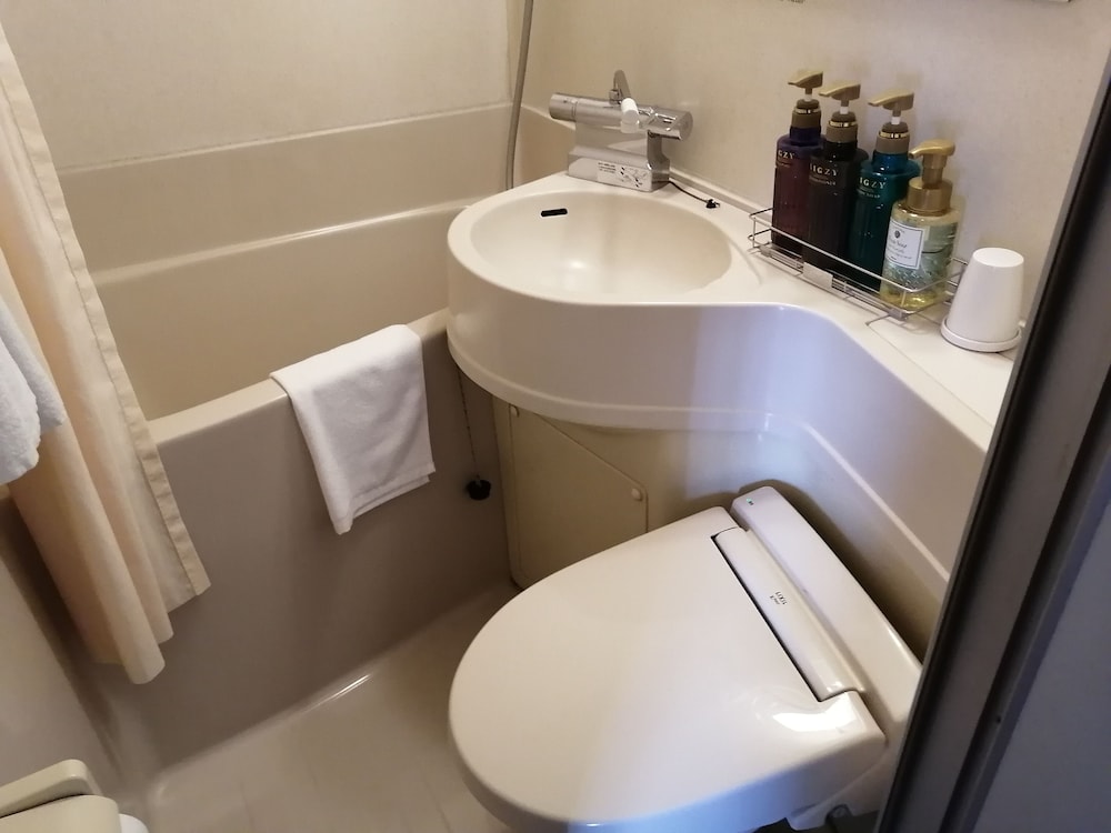 CHITOSE AIRPORT HOTEL 30/30