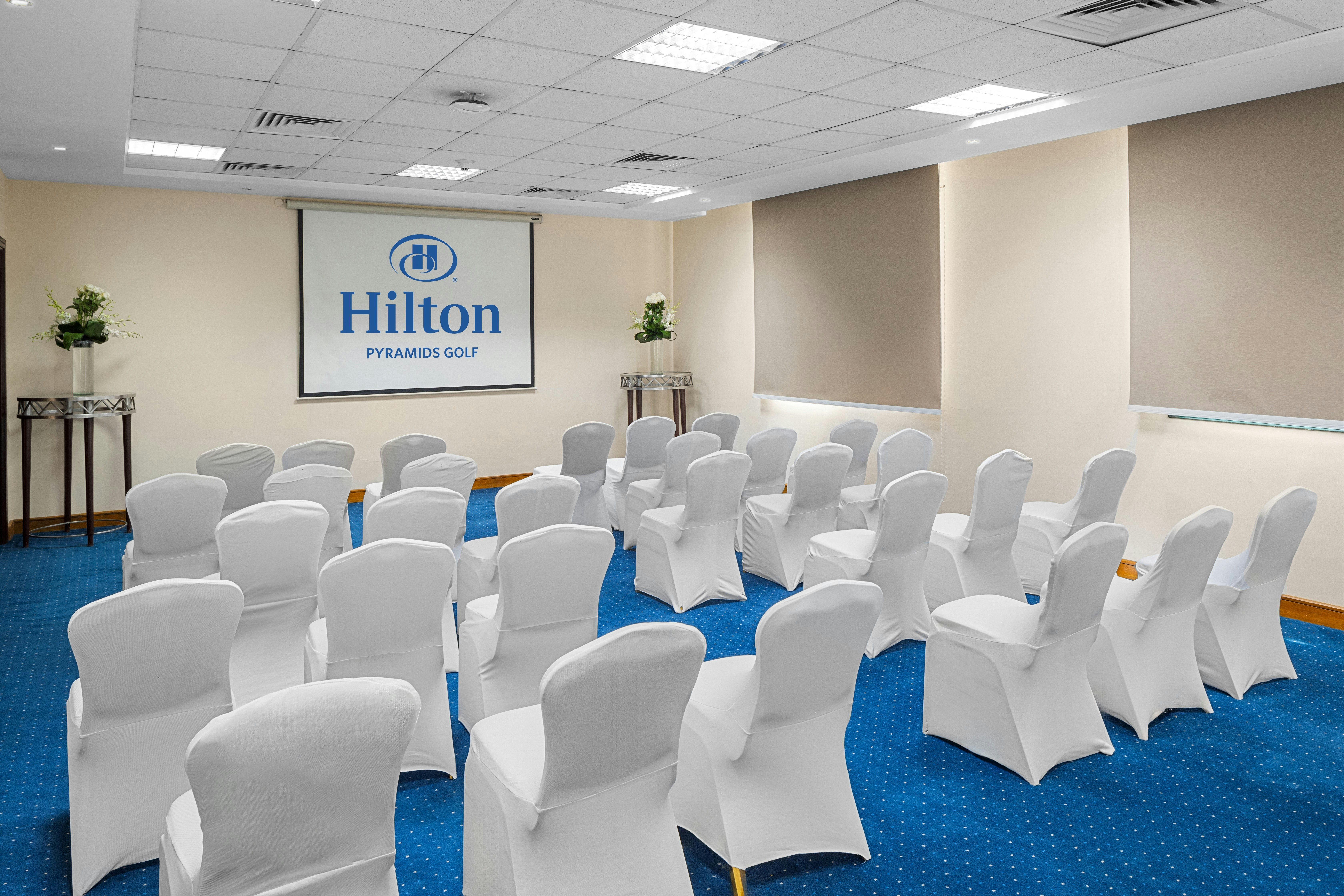Hilton Pyramids Golf Resort 55/75