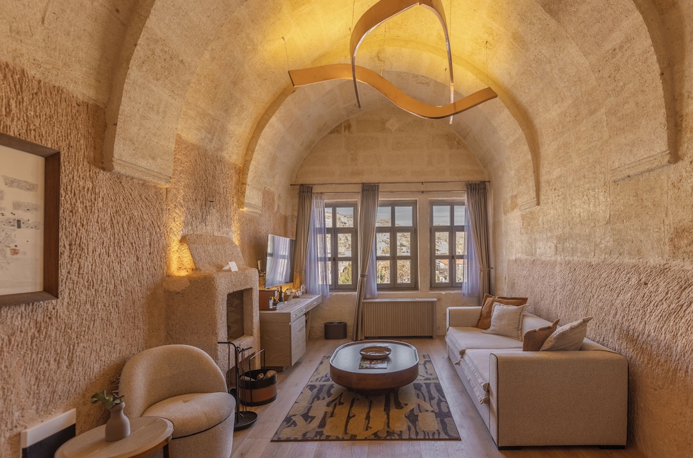 Alfina Cave Hotel 32/50