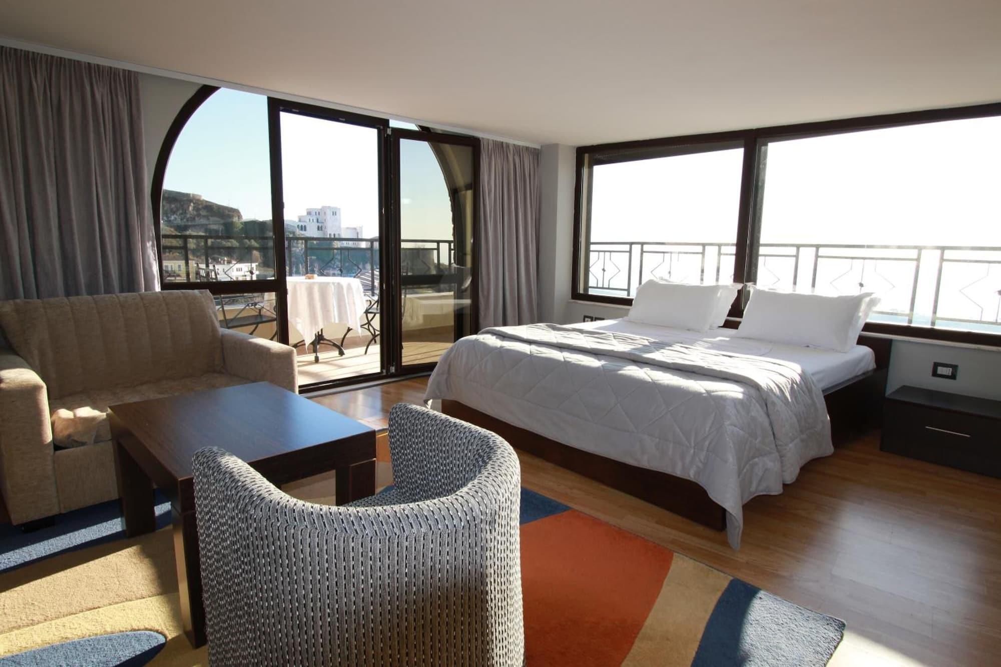 Panorama Hotel 24/55