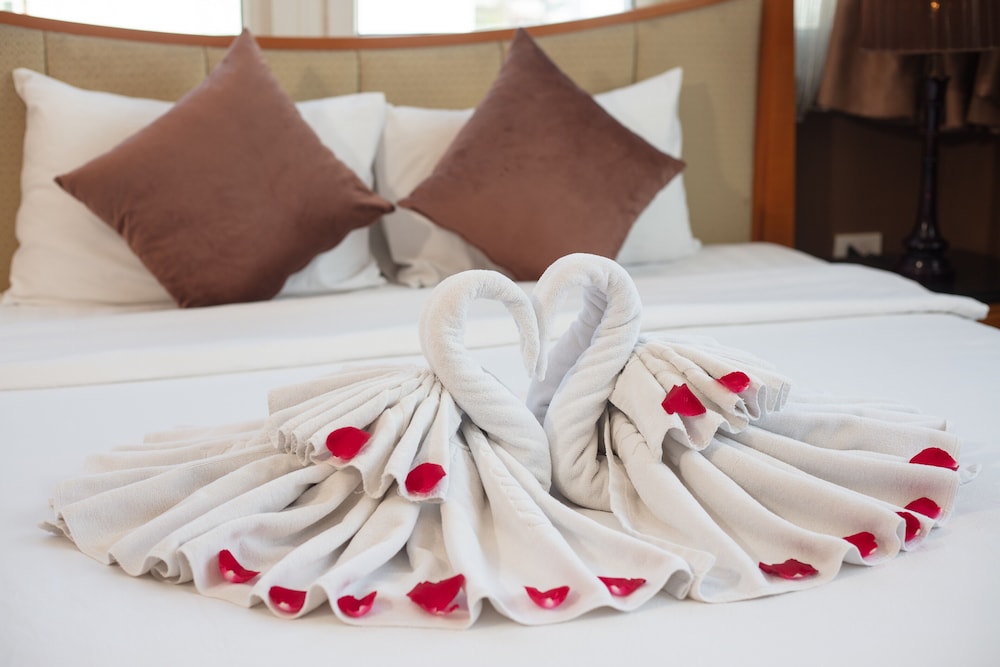 Golden Sun Villa Hotel 37/73
