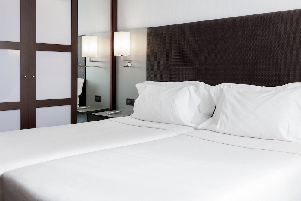 Ac Hotel Vicenza By Marriott 6/28
