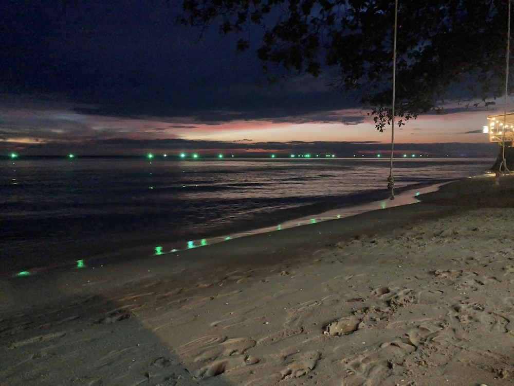Ban Na White Sand Beach 43/50