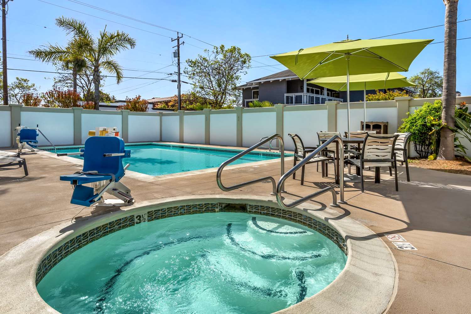 Best Western Plus Capitola By the Sea Inn Suites 52/55