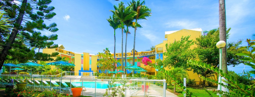 Canella Beach Hotel 32/42