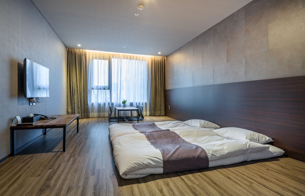 Hotel With Jeju 20/43
