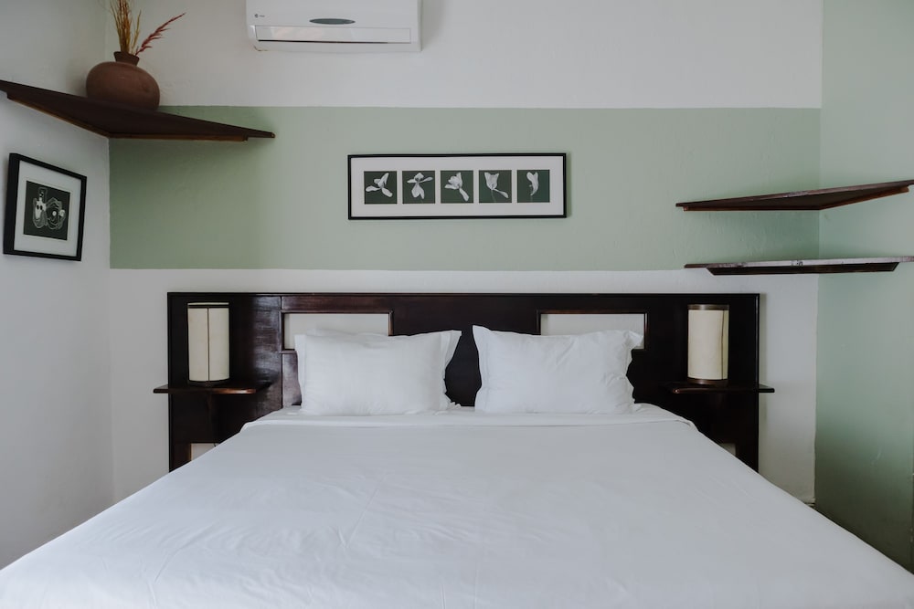 Los Agaves Hotel 30/52