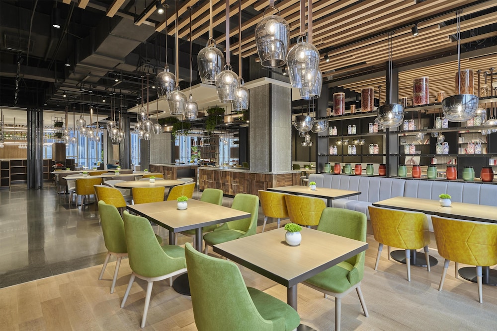 Hyatt Place Shanghai Lingang 37/47
